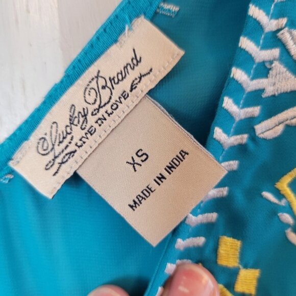 Lucky Brand Blue Embroidered Tank Top - Picture 3 of 6